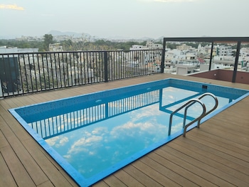 the aureum a unit of sandy blossom