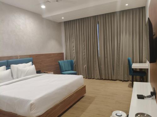 the aureum a unit of sandy blossom