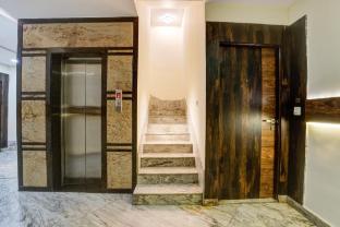 Diamond Palace, Bangalore,,3 star
