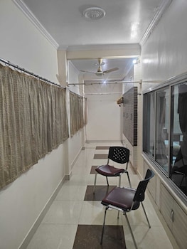 shree niwas home stay