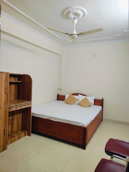 shree niwas home stay