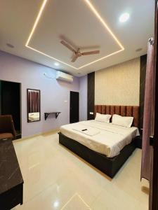 hotel airport suites
