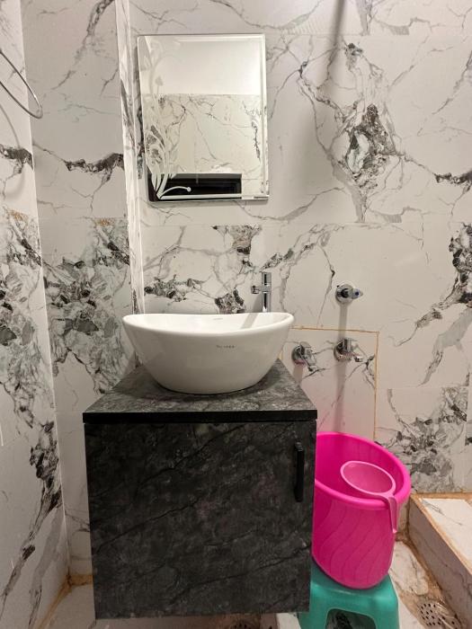 hotel airport suites