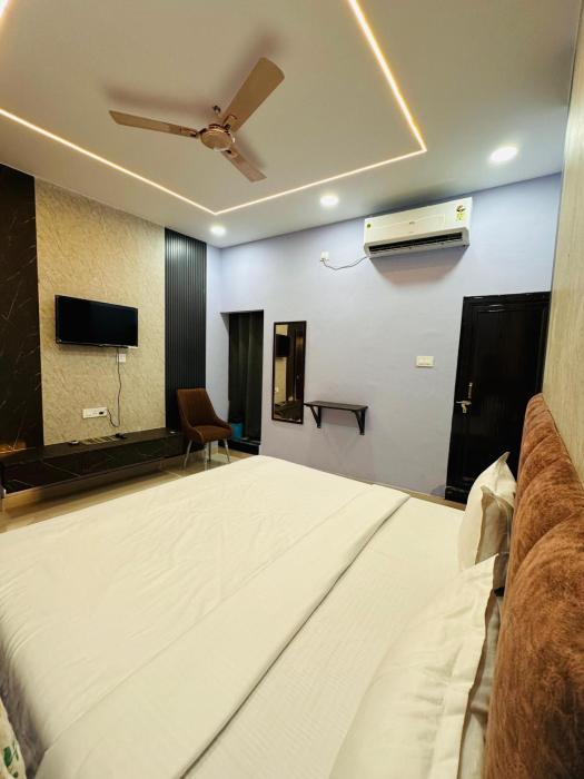 hotel airport suites