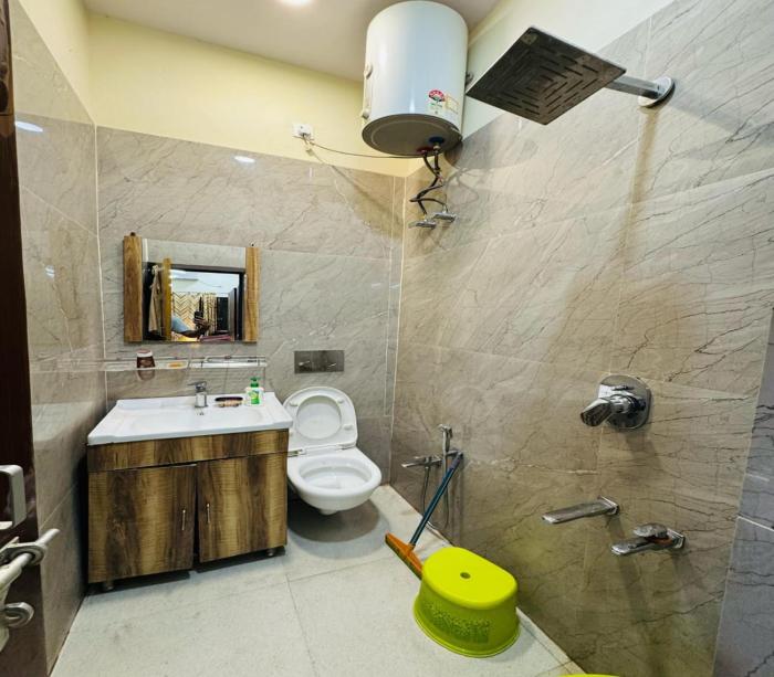 hotel airport suites