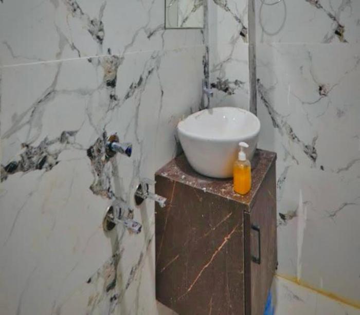 hotel airport suites