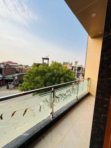 hotel airport suites