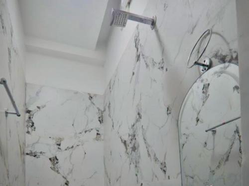 hotel airport suites