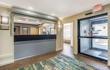 Extended Stay America Select Suites Chicago Naperville East,Chicago>>Aurora,3 star