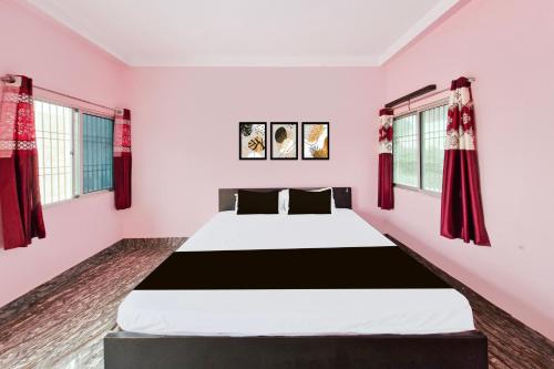 Hotel O Royal Heritage Resort,,3 star