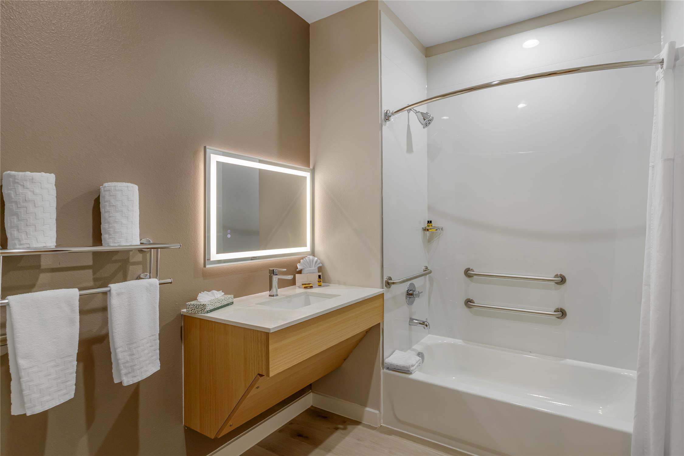 best western plus pearland houston medical center hotel