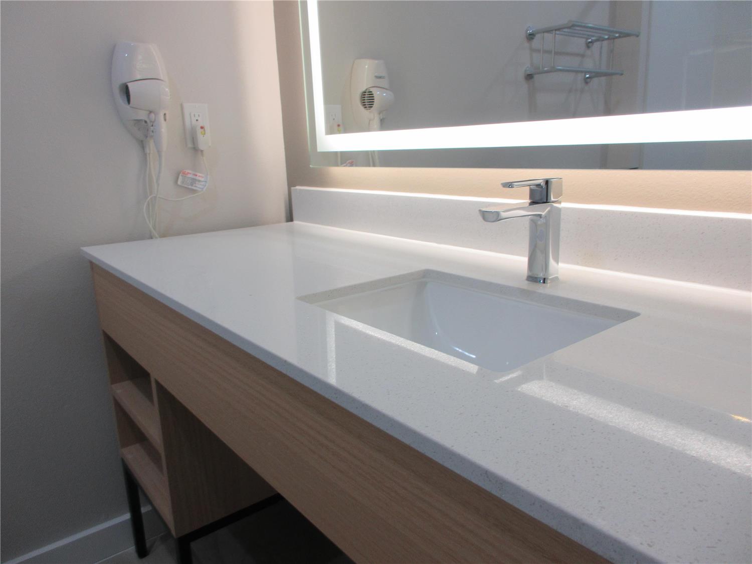 best western plus pearland houston medical center hotel