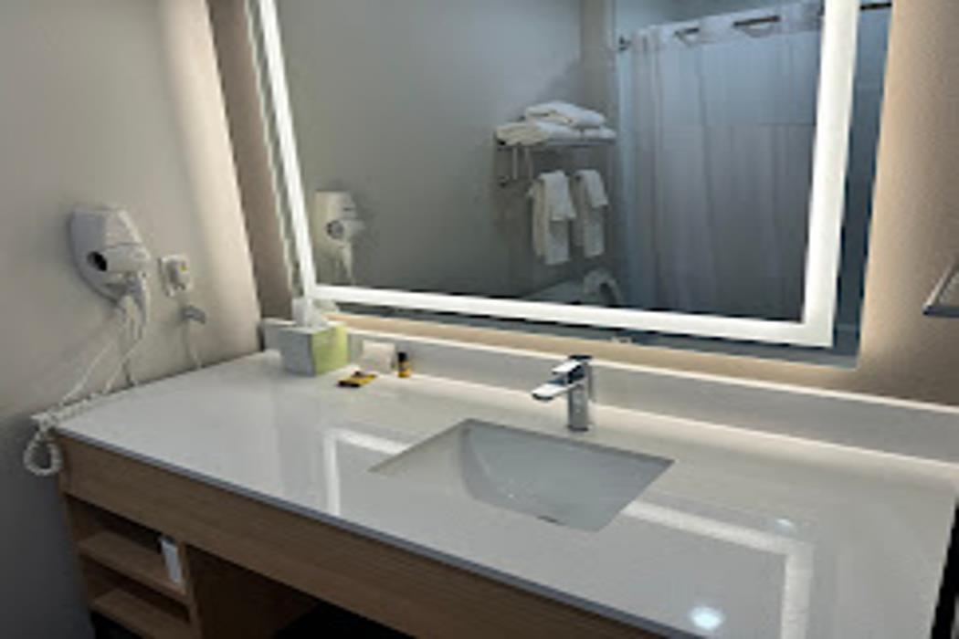 best western plus pearland houston medical center hotel