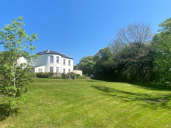 pembroke