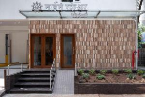 nine square residency