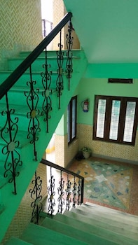 hotel gauri shankar and restaurant