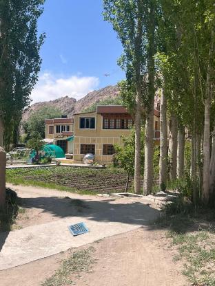 trinity home stay