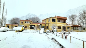 trinity home stay