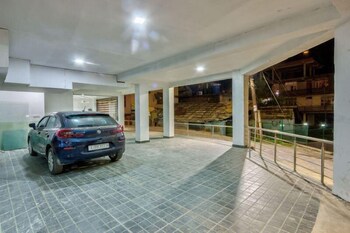 everest hotel manali