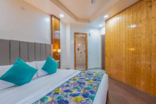 everest hotel manali