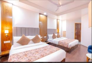 everest hotel manali