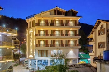 everest hotel manali