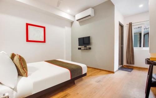 Super Townhouse The Cinco Htl Near Esi Hospital,,4 star