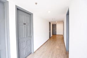 super townhouse dilshad garden near dilshad garden metro station
