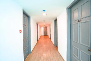 super townhouse dilshad garden near dilshad garden metro station