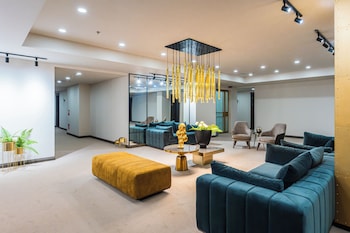 Metropol Club House,,4 star