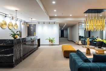 Metropol Club House,,4 star
