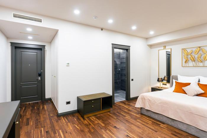 metropol club house