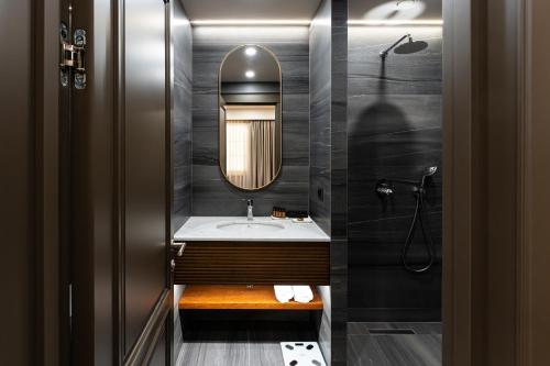 metropol club house