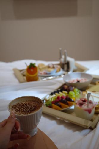 metropol club house
