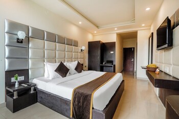 pax hotel spring solance