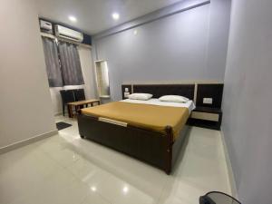 dhanya lodge