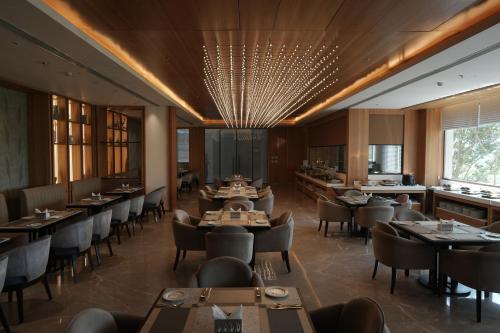 Noura Chandigarh - The Green Escape,,5 star