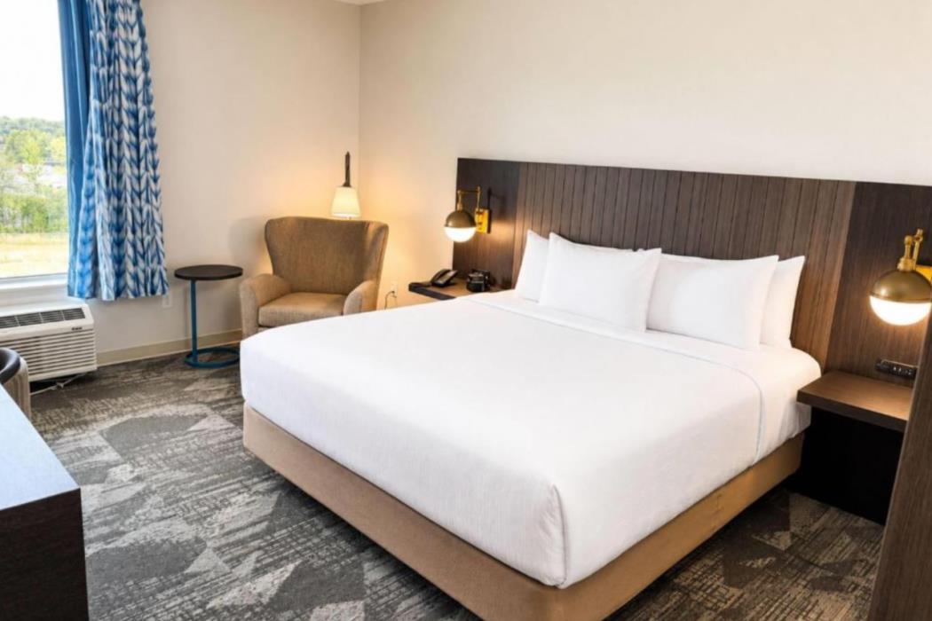 la quinta inn and suites by wyndham mebane
