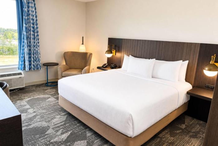 la quinta inn and suites by wyndham mebane