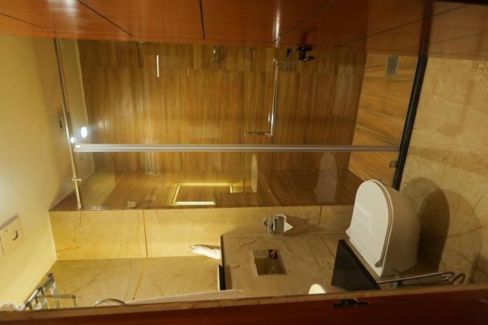 hotel mantavya varanasi near temple