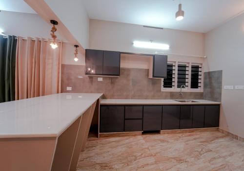 oasis vythiri pool aparments