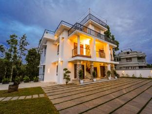 oasis vythiri pool aparments