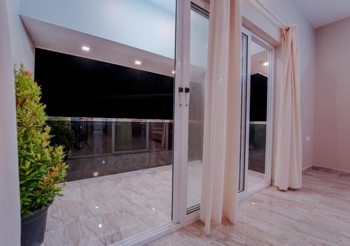 oasis vythiri pool aparments