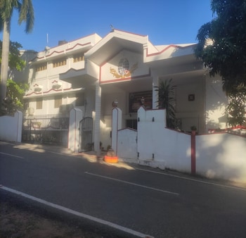 hotel st thomas international centre