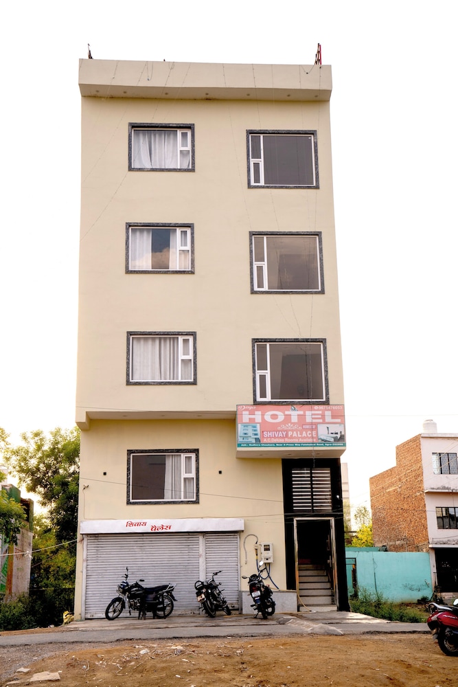 hotel shivay palace