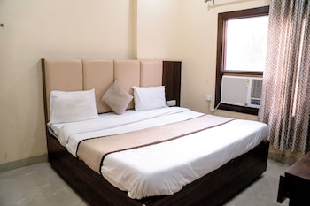 hotel shivay palace