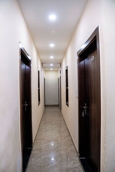 hotel shivay palace