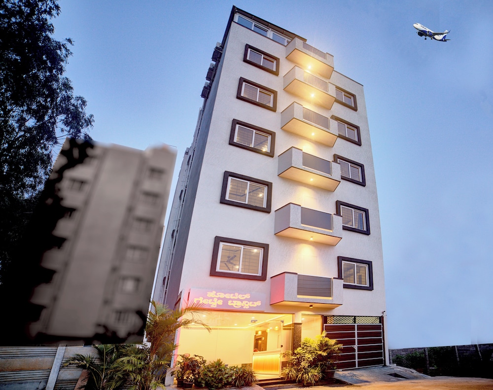 gateway transit hotel