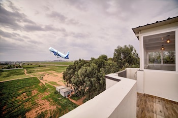 gateway transit hotel