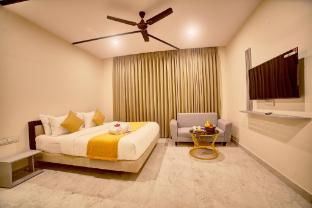 gateway transit hotel